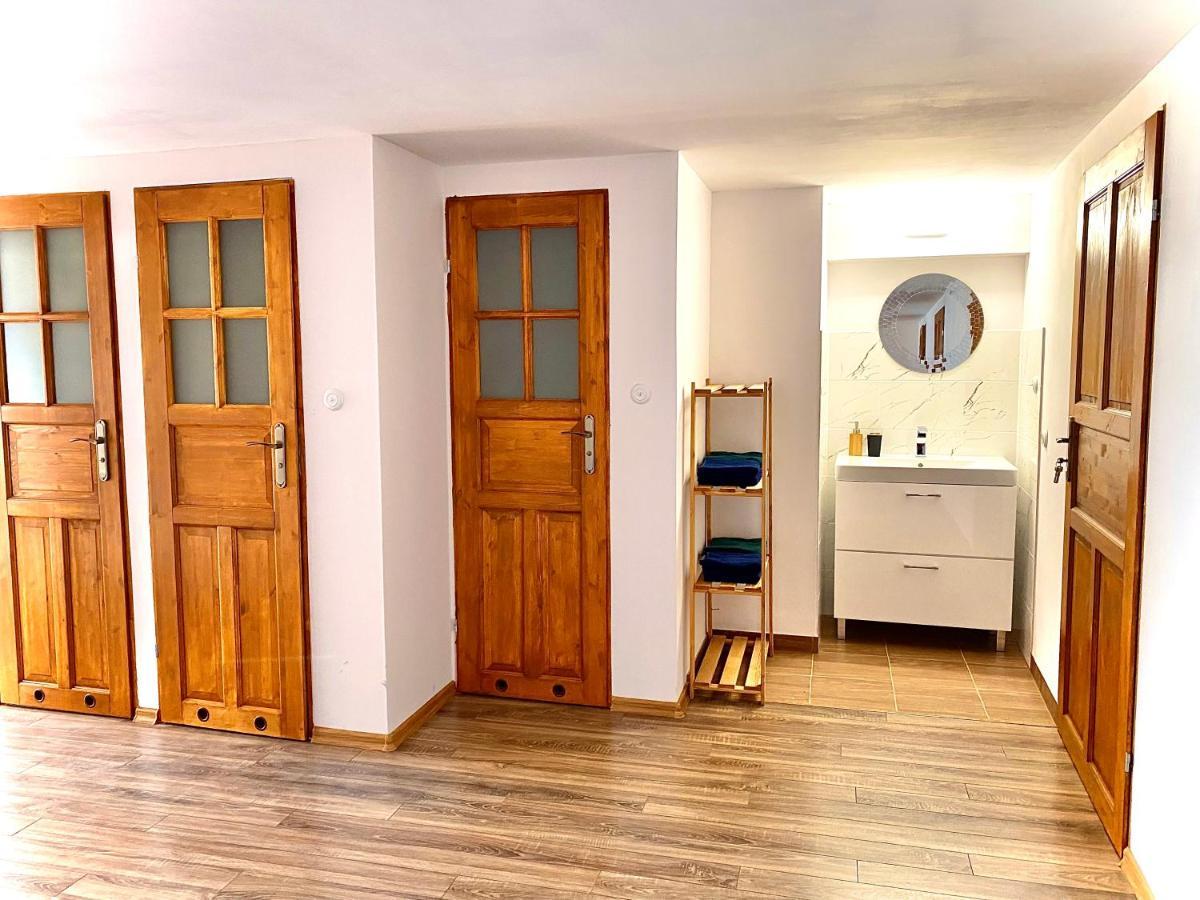 Noclegi Przy Golebiarce Wlen Exterior photo